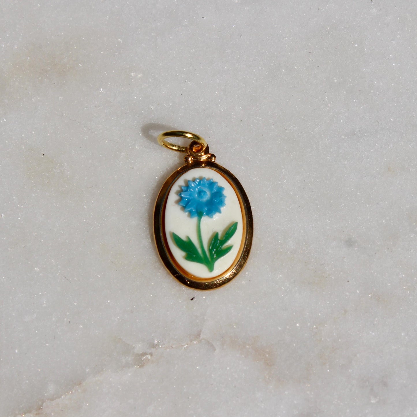 Vintage Blue and White Flower Charm - Vintage Oval Flower Charm - Vintage Floral Cabochon Charm