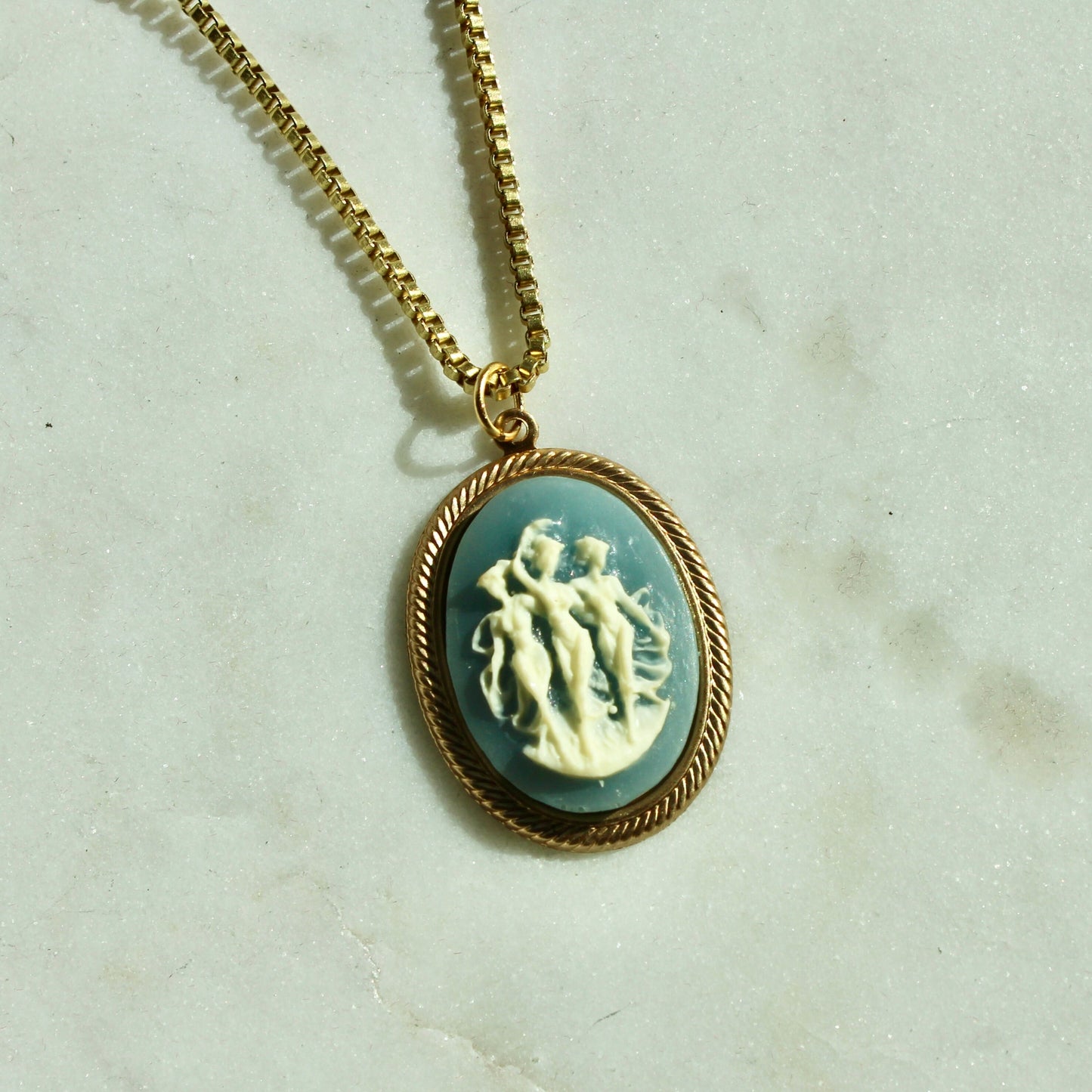 Vintage 60s Dancing Ladies Pendant Necklace - Vintage Cameo Necklace - Brass Box Chain and Cameo Necklace