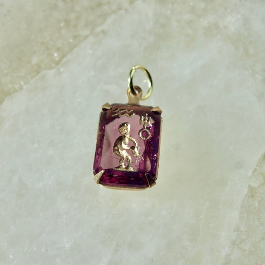 Vintage Aquarius Zodiac Charm - Vintage German Intaglio Zodiac Charm - Astrology Aquarius Zodiac Pendant