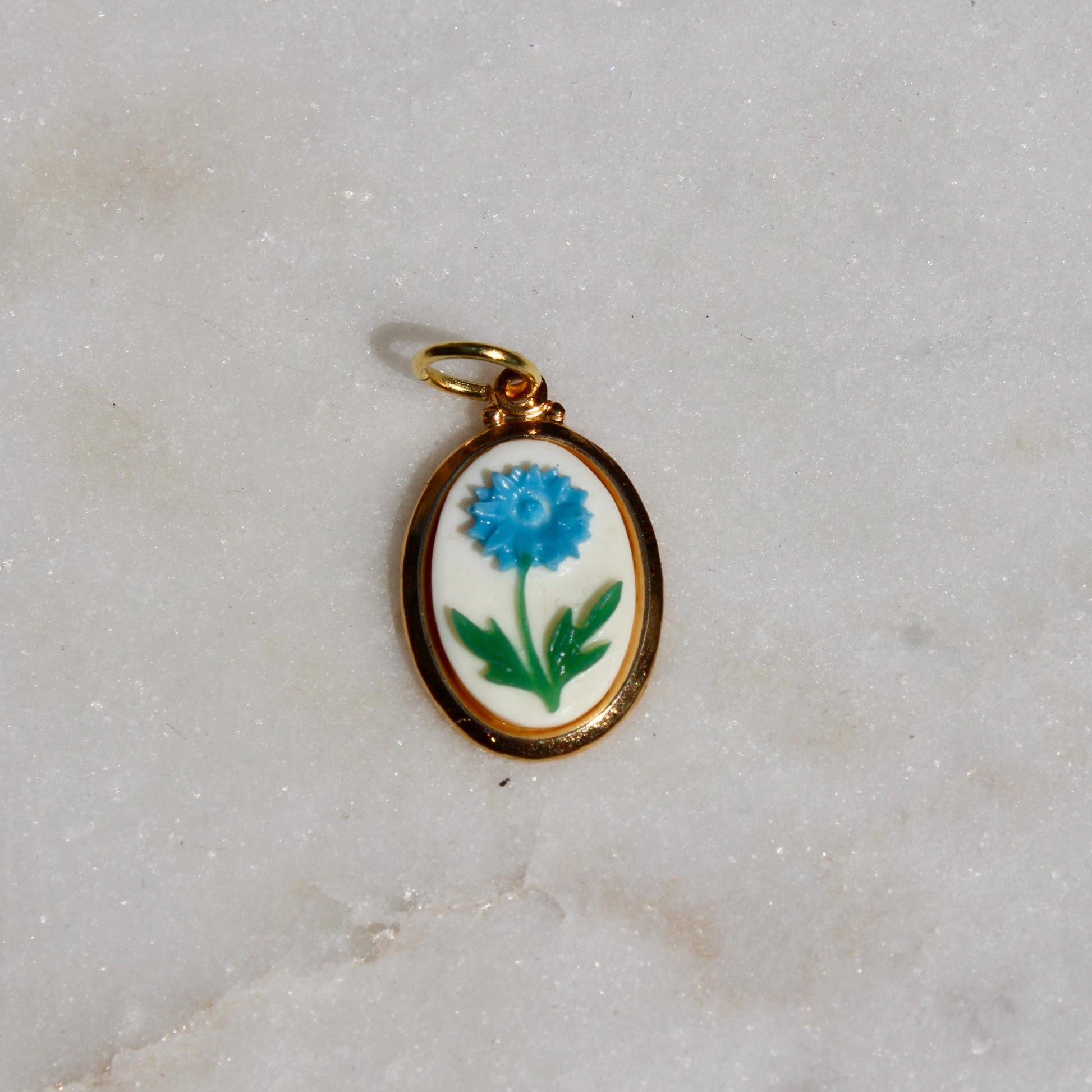Vintage Blue and White Flower Charm - Vintage Oval Flower Charm - Vintage Floral Cabochon Charm