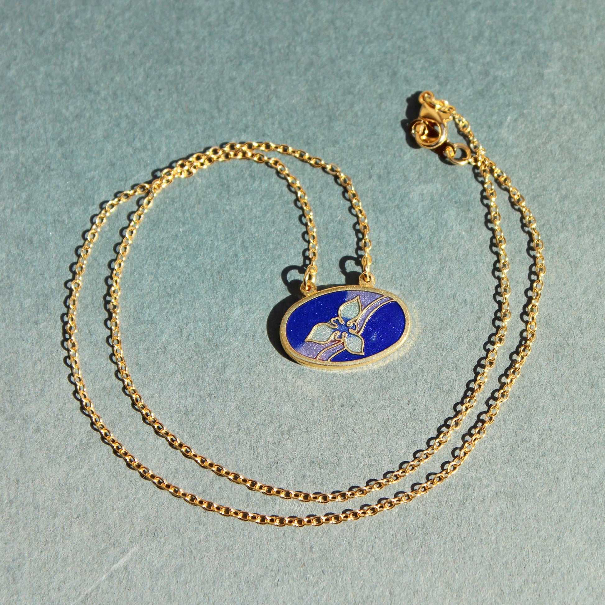 Vintage Enamel Floral Pendant Necklace - Vintage Flower Necklace - Vintage Inlaid Enamel Necklace