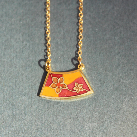 Vintage Enamel Floral Pendant Necklace - Vintage Flower Necklace - Vintage Inlaid Enamel Necklace