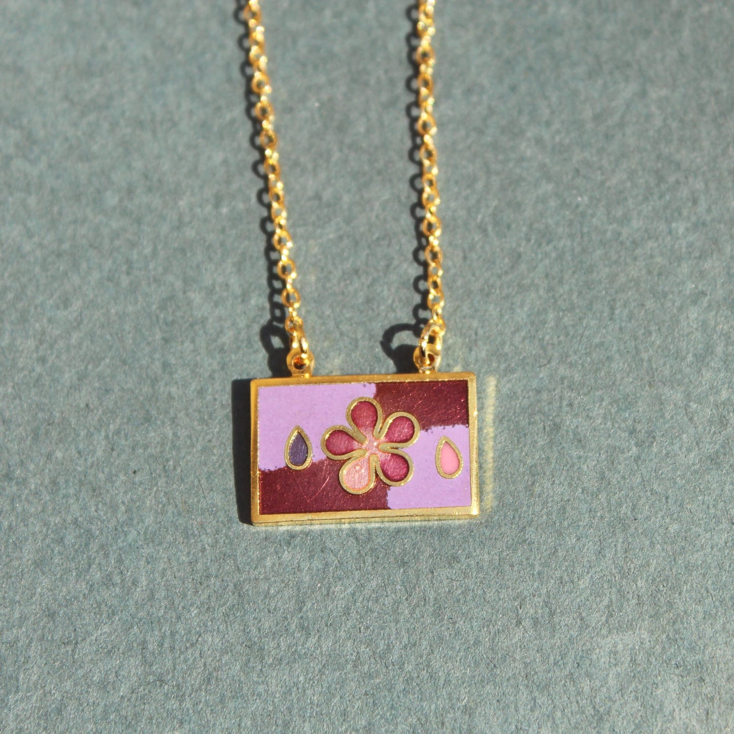 Vintage Enamel Floral Pendant Necklace - Vintage Flower Necklace - Vintage Inlaid Enamel Necklace