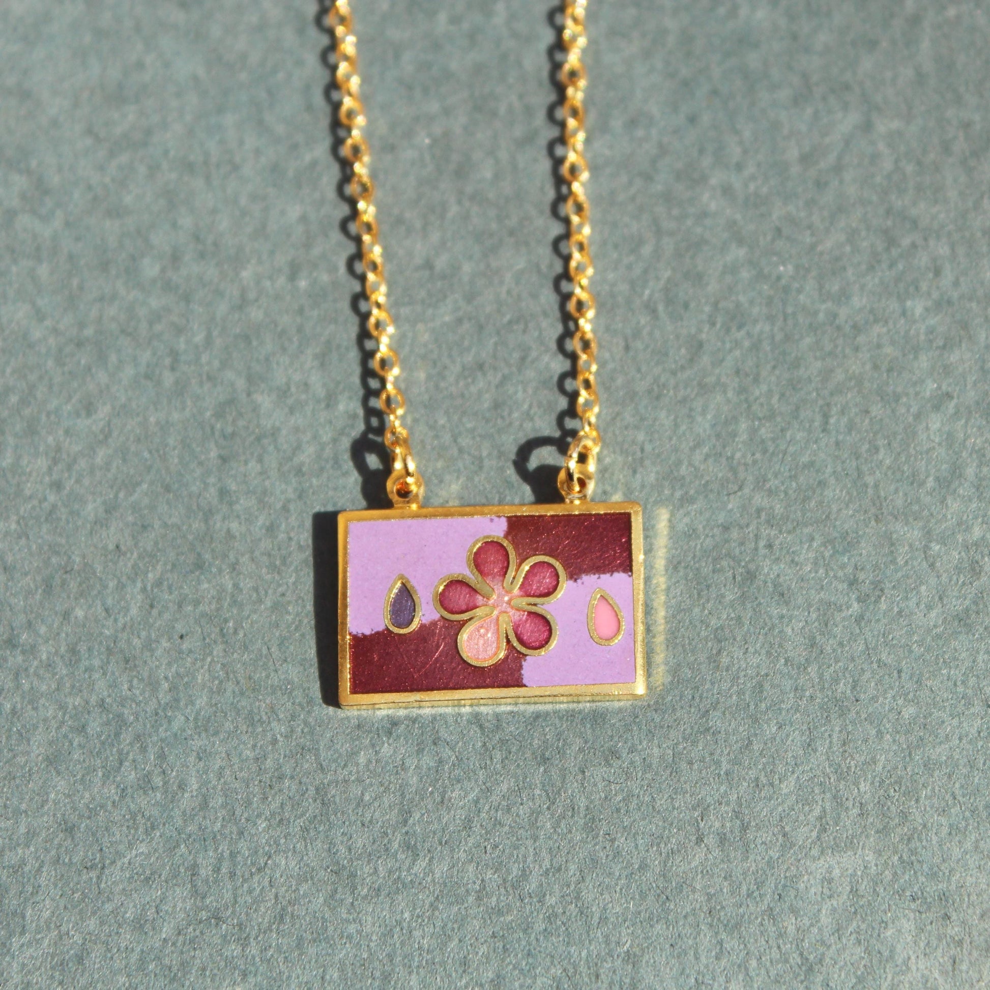 Vintage Enamel Floral Pendant Necklace - Vintage Flower Necklace - Vintage Inlaid Enamel Necklace