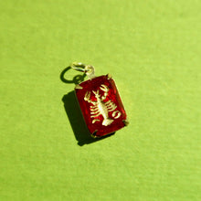 Load image into Gallery viewer, Vintage Cancer German Intaglio Charm
