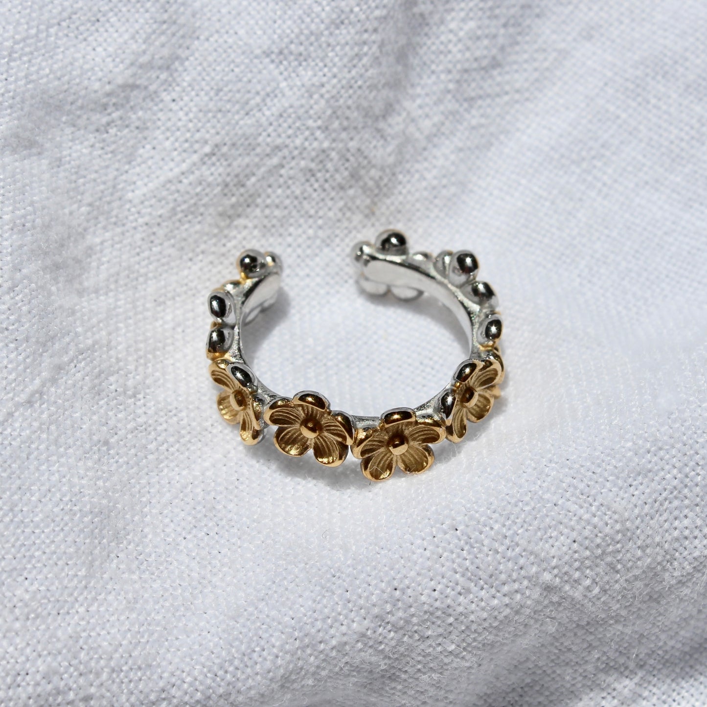 Daisy Chain Ring