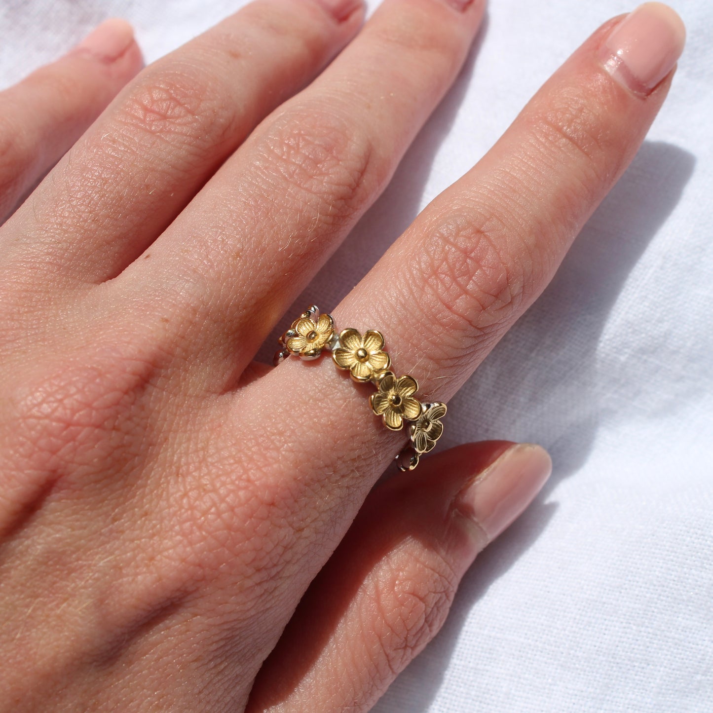 Daisy Chain Ring