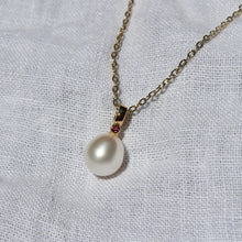 Load image into Gallery viewer, Pearl and Zircon Necklace
