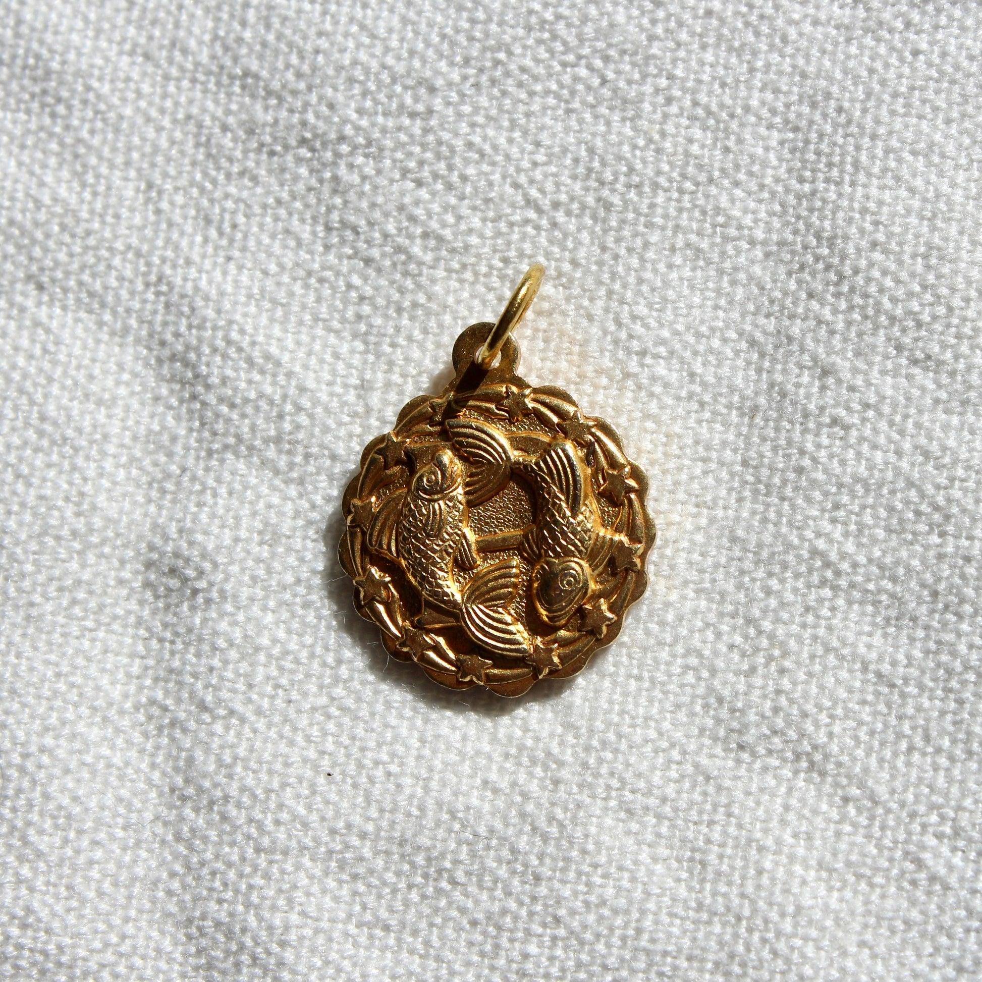 Vintage Pisces Zodiac Charm - Mystical Astrology Pendant - Vintage Jewelry - Brass Pisces Zodiac Sign Charm