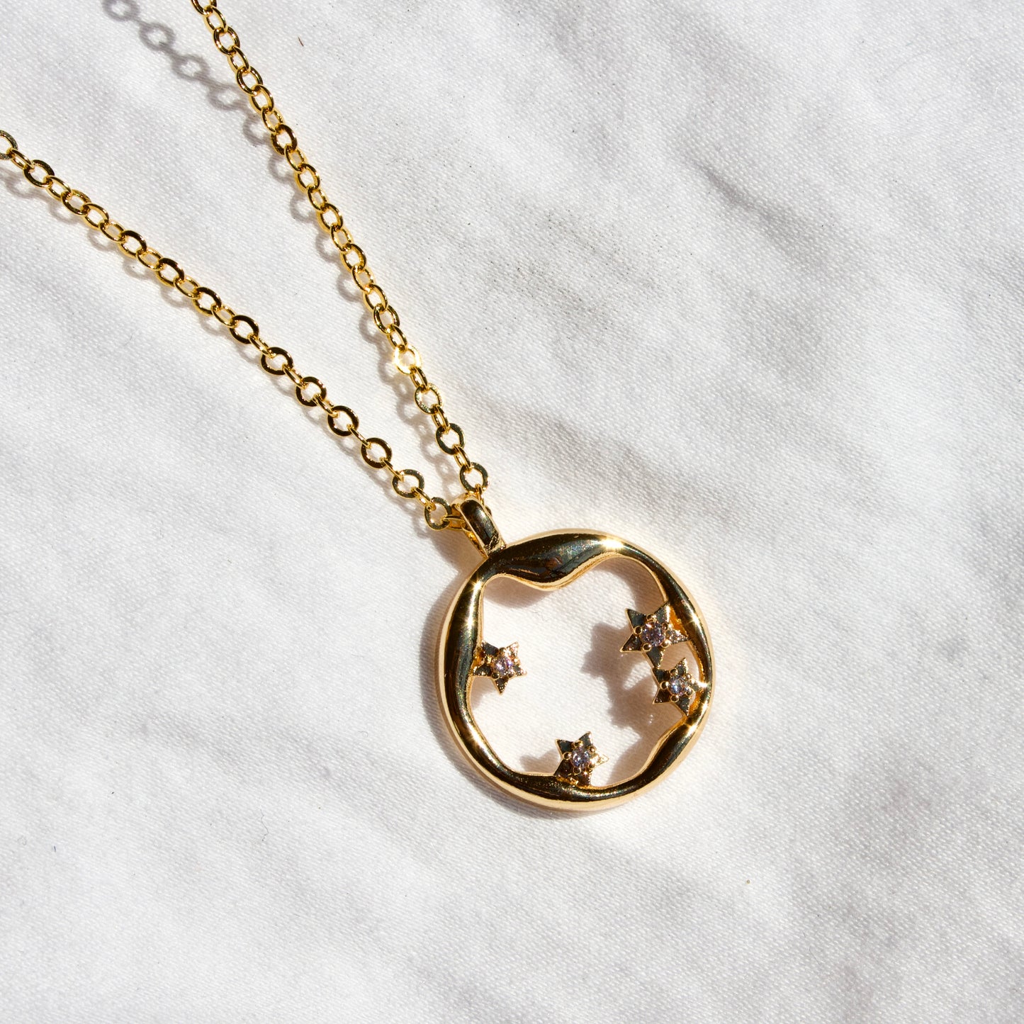 Starla Pendant Necklace