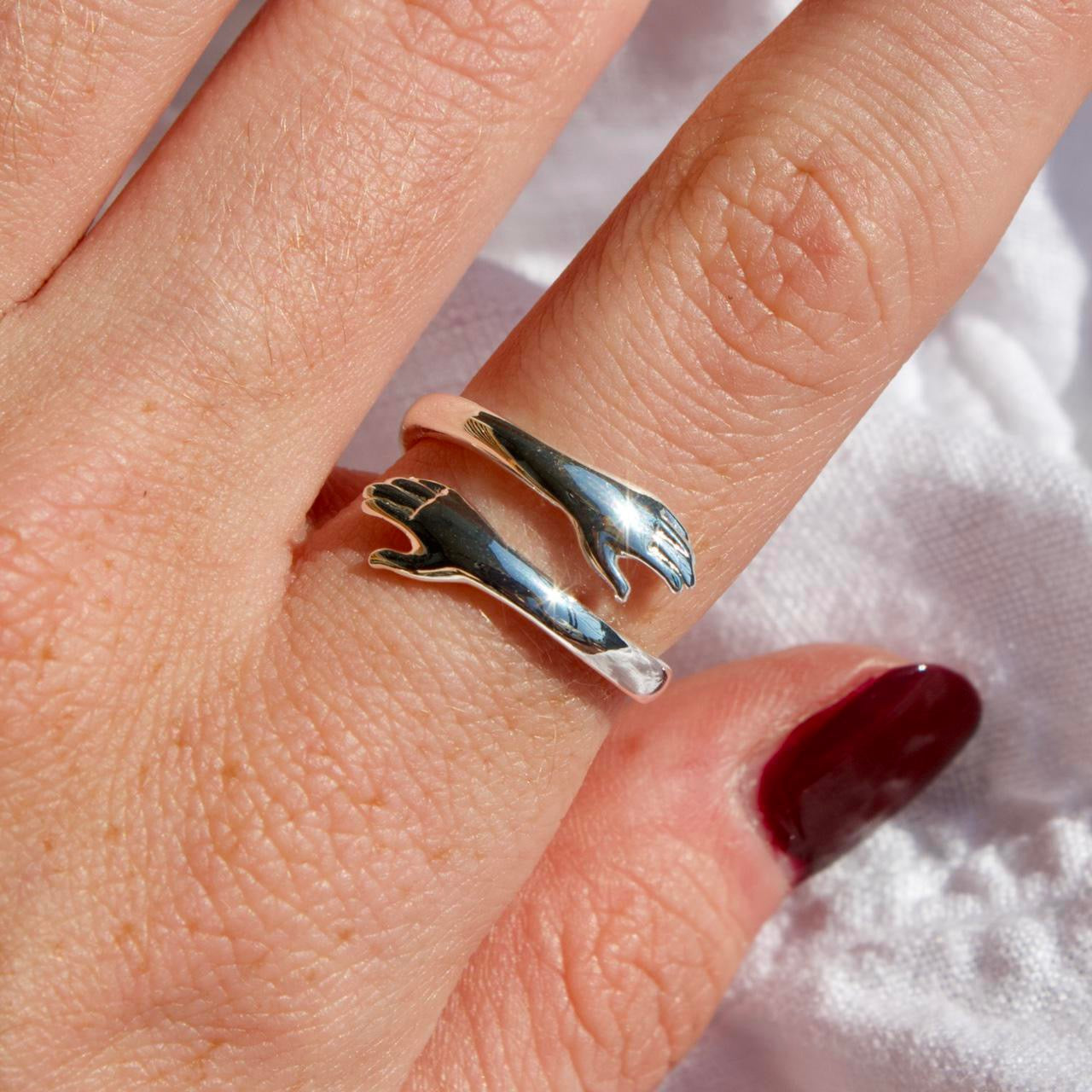 Silver Embracing Hands Dainty Ring