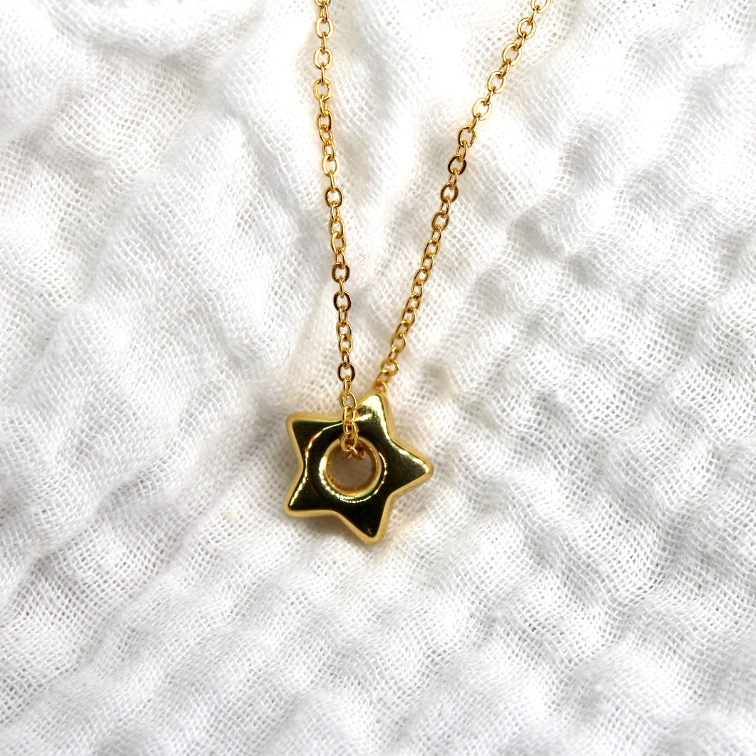 Puffy Star Necklace