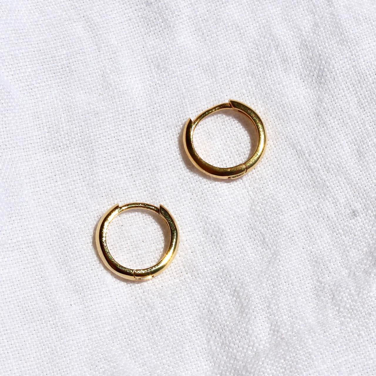 Medium Skinny Hoop Earrings