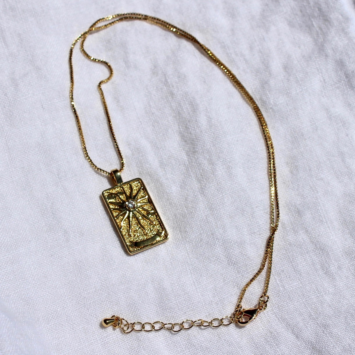 Tarot Card Pendant Necklace - The Sun